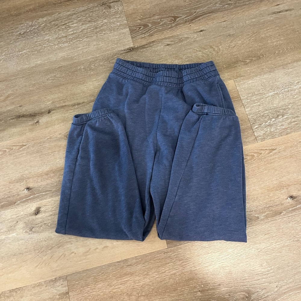 American Eagle fleece joggers